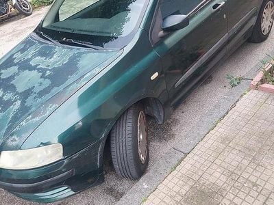 Verde Usata 2003 Fiat Stilo Berlina | 2000 €