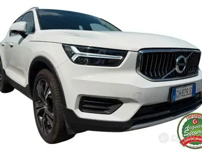 Usata Volvo XC40 Inscription 179 CV (131 kW) 2021 Bianco SUV