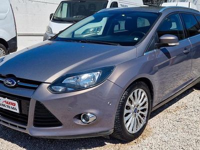 Usata Ford Focus Titanium 115 CV (84 kW) 2012 Grigio Station wagon