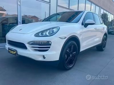 Usata Porsche Cayenne 245 CV (180 kW) 2011 Bianco SUV