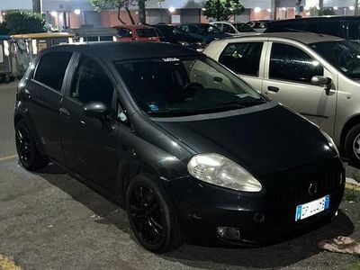 Usata Fiat Grande Punto 65 CV (47 kW) 2008 Grigio Utilitaria