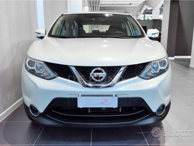 Usata Nissan Qashqai Acenta 116 CV (85 kW) 2017 Bianco SUV