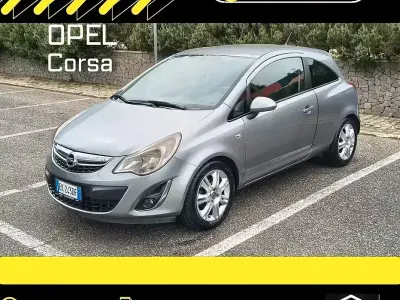 Używany Opel Corsa Club 85 KM (62 kW) 2011 Szary Hatchback