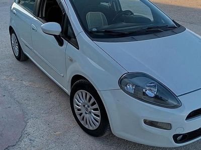 Usata Fiat Punto 75 CV (55 kW) 2012 Bianco Utilitaria