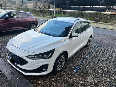 Usata Ford Focus 120 CV (88 kW) 2022 Bianco Station wagon