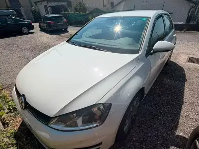 Usata VW Golf VII 85 CV (62 kW) 2014 Bianco Berlina