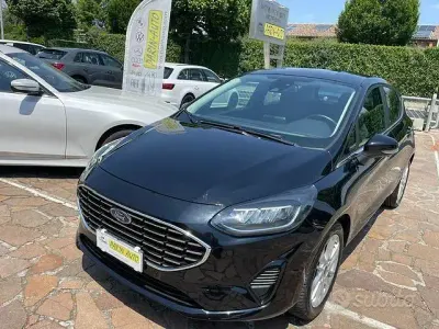 Usata Ford Fiesta Titanium 125 CV (91 kW) 2022 Nero Utilitaria