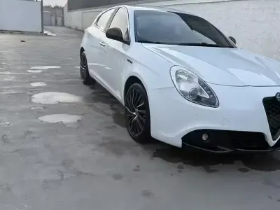 Usata Alfa Romeo Giulietta Distinctive 170 CV (125 kW) 2010 Utilitaria