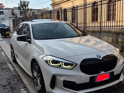 Usata BMW 118 M Sport 150 CV (110 kW) 2021 Bianco Utilitaria