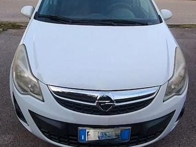 Usata Opel Corsa 85 CV (62 kW) 2011 Bianco Utilitaria