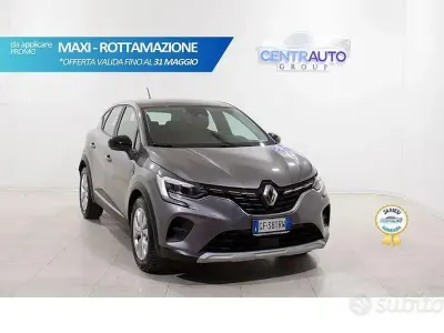 Käytetty Renault Captur Business 95 HP (69 kW) 2021 Harmaa Katumaasturi