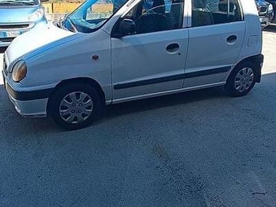 Usata Hyundai Atos 59 CV (43 kW) 2003 Bianco Utilitaria
