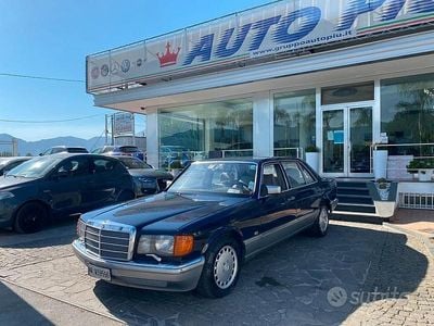 Usata Mercedes 300 187 CV (137 kW) 1987 Blu Station wagon