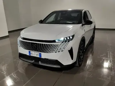 Nuova Peugeot 3008 GTi 136 CV (100 kW) 2026 Bianco okenite SUV