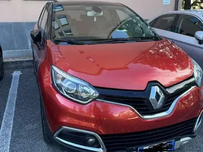 Usata Renault Captur 90 CV (66 kW) 2015 SUV