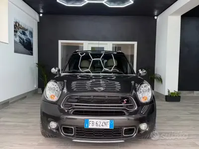 Usata Mini Cooper SD Countryman 143 CV (105 kW) 2015 Marrone SUV