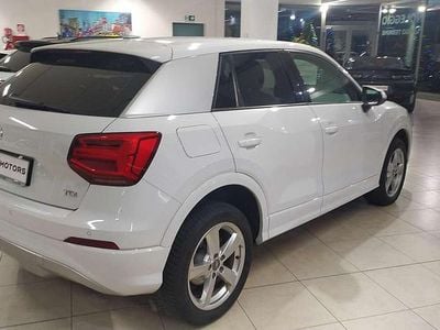 Usata Audi Q2 Sport 116 CV (85 kW) 2017 Bianco ghiaccio met SUV