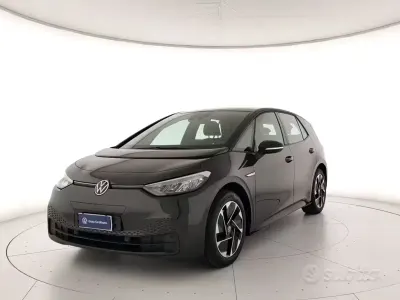 Usata VW ID.3 Pro Performance 69 kW (95 CV) 2023 Nero Utilitaria