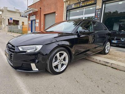 Usado Audi A3 Sport 150 CV (110 kW) 2019 Negro Berlina