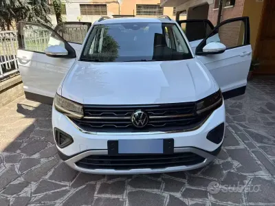 Usata VW T-Cross 115 CV (84 kW) 2024 Bianco SUV