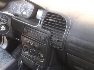 Usata Opel Zafira 2003 Blu Monovolume