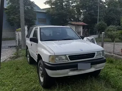 Usata Opel Frontera Sport 113 CV (83 kW) 1995 Bianco SUV