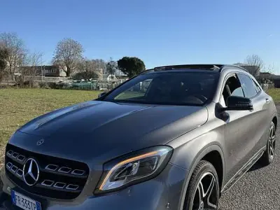 Usata Mercedes GLA200 Premium 136 CV (100 kW) 2018 SUV