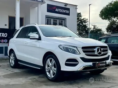 Usata Mercedes GLE250 204 CV (150 kW) 2016 Bianco SUV
