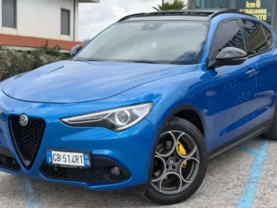 Usata Alfa Romeo Stelvio Executive 190 CV (139 kW) 2020 Blu/azzurro SUV
