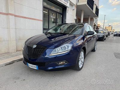 Usata Lancia Delta Gold 121 CV (88 kW) 2010 Blu Utilitaria
