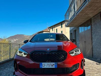 Begagnad BMW M135 306 HK (225 kW) 2019 Röd Halvkombi