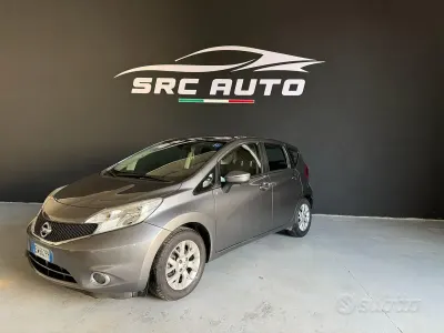 Usata Nissan Micra Tekna 90 CV (66 kW) 2014 Grigio Utilitaria