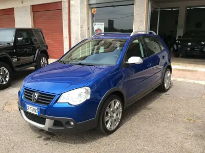 Usata VW Polo Cross 69 CV (50 kW) 2006 Grigio Utilitaria