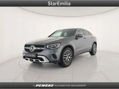 Usata Mercedes GLC300 245 CV (180 kW) 2022 Grigio SUV