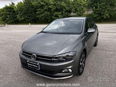 Usata VW Polo Comfortline 75 CV (55 kW) 2018 Grigio Berlina