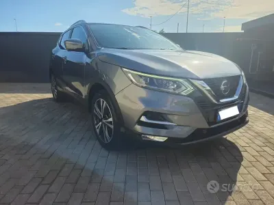 Usata Nissan Qashqai N-Connecta 116 CV (85 kW) 2020 Grigio SUV
