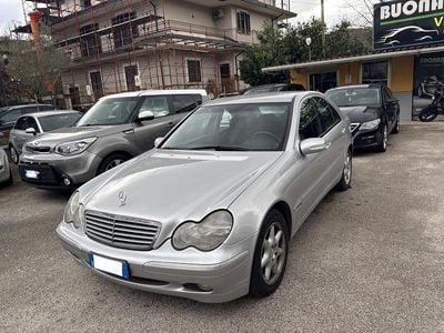 Gebraucht Mercedes C270 Avantgarde 170 PS (125 kW) 2004 Silber Limousine
