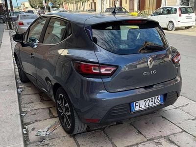 Usata Renault Clio IV Zen 75 CV (55 kW) 2017 Berlina