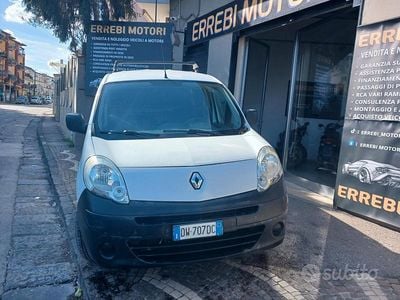 Usata Renault Kangoo Dynamique 105 CV (77 kW) 2010 Bianco Berlina