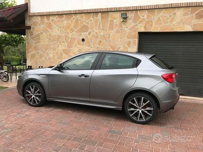 Usata Alfa Romeo Giulietta 120 CV (88 kW) 2020 Grigio Utilitaria