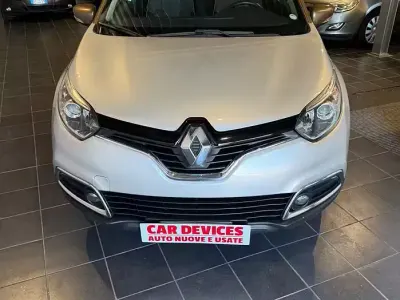 Usata Renault Captur 90 CV (66 kW) 2016 Grigio SUV
