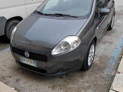 Usata Fiat Grande Punto 75 CV (55 kW) 2007 Utilitaria