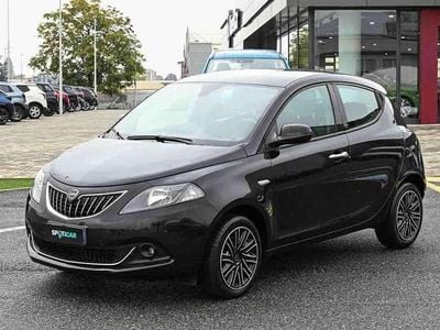 Usata Lancia Ypsilon Gold 69 CV (50 kW) 2021 Nero Utilitaria