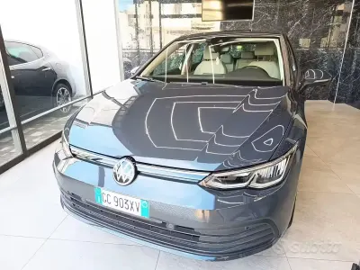 Usata VW Golf VII Sport 116 CV (85 kW) 2020 Grigio Berlina