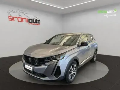 Usata Peugeot 3008 Active 131 CV (96 kW) 2023 Grigio SUV