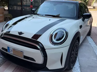 Usata Mini Cooper Classic 136 CV (100 kW) 2021 Bianco Utilitaria