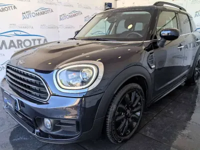 Usata Mini Cooper D Countryman 150 CV (110 kW) 2020 Enigmatic black extraserie SUV
