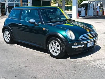Usata Mini One D 75 CV (55 kW) 2005 Verde Utilitaria