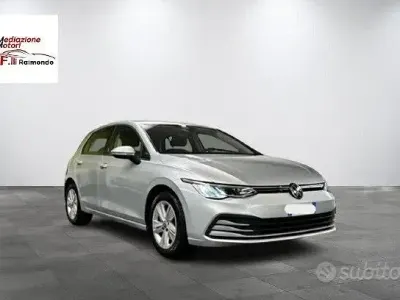Brugt VW Golf VII Life 116 HK (85 kW) 2021 Grå Hatchback