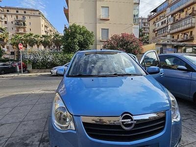 Usata Opel Agila 65 CV (47 kW) 2008 Blu Utilitaria